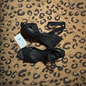 BRAND NEW! Crocs ankle strap wedge